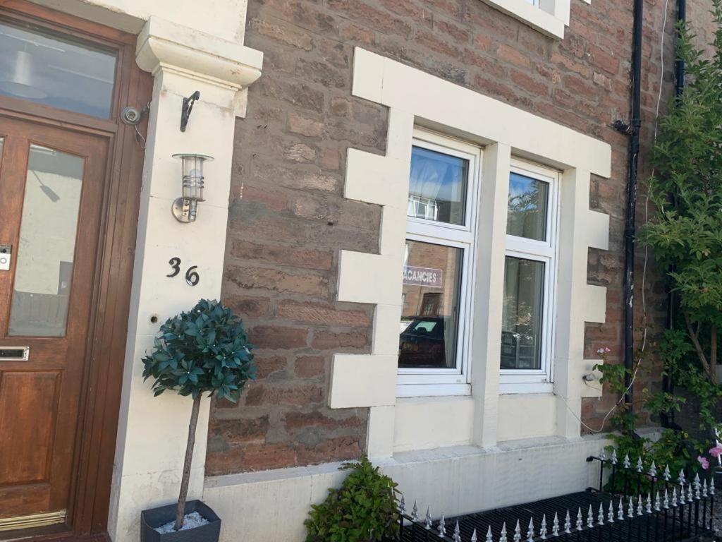 Budget Rooms Inverness Dış mekan fotoğraf