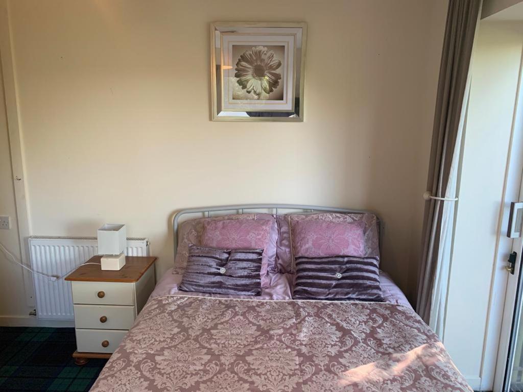 Budget Rooms Inverness Dış mekan fotoğraf