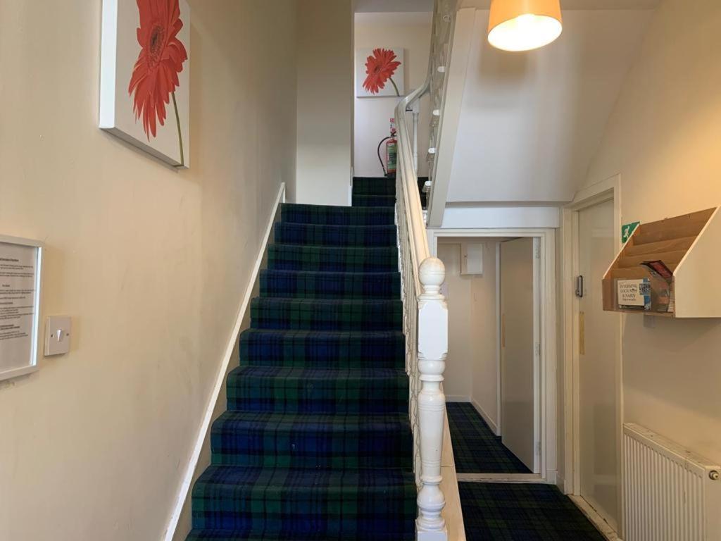Budget Rooms Inverness Dış mekan fotoğraf