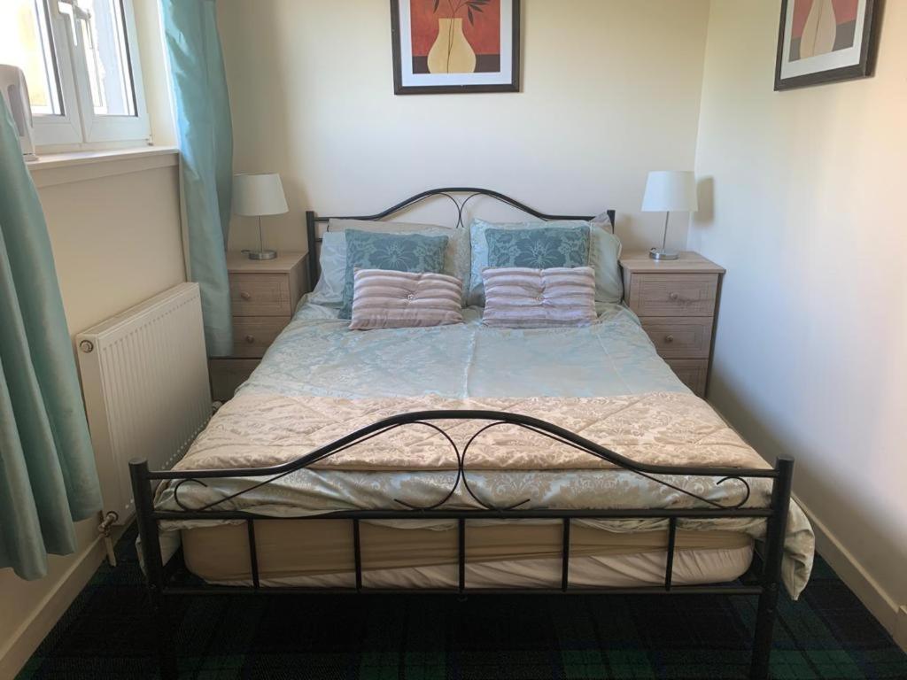 Budget Rooms Inverness Dış mekan fotoğraf