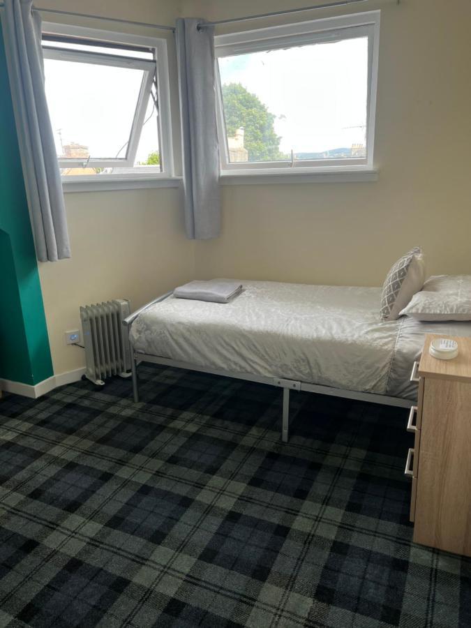 Budget Rooms Inverness Dış mekan fotoğraf