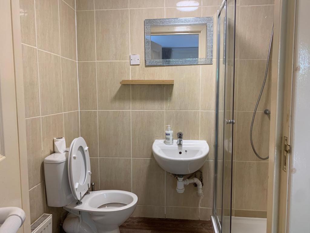 Budget Rooms Inverness Dış mekan fotoğraf