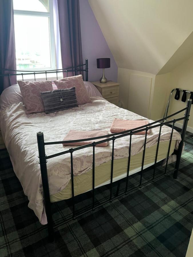 Budget Rooms Inverness Dış mekan fotoğraf