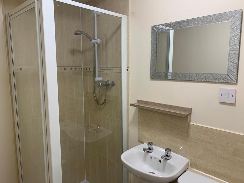 Budget Rooms Inverness Dış mekan fotoğraf