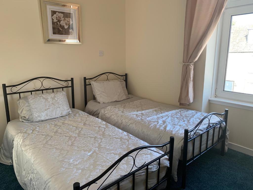 Budget Rooms Inverness Dış mekan fotoğraf