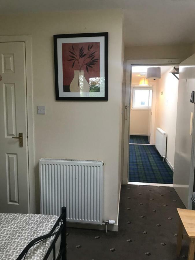 Budget Rooms Inverness Dış mekan fotoğraf